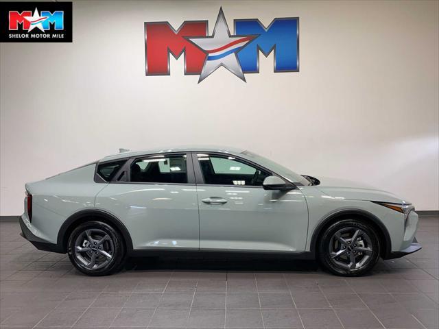 new 2025 Kia K4 car, priced at $23,928