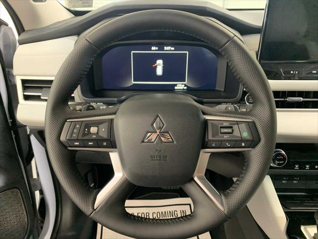 new 2025 Mitsubishi Outlander car, priced at $40,715