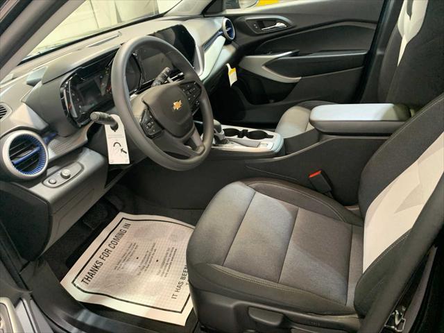 new 2025 Chevrolet Trax car, priced at $23,380