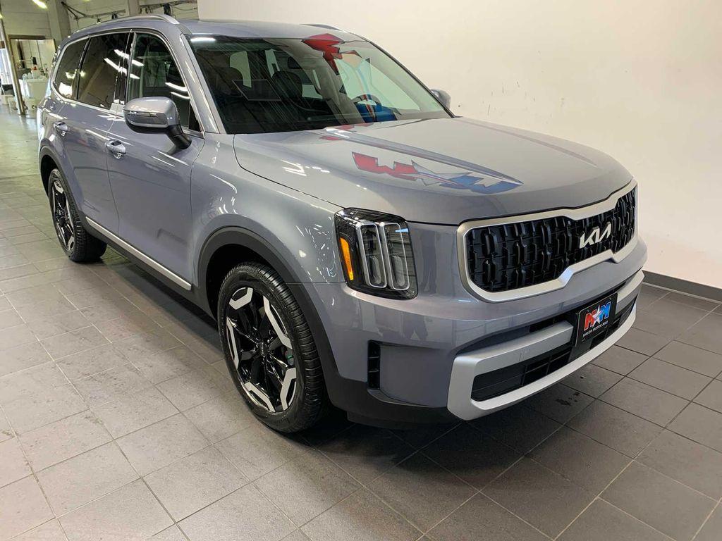 new 2025 Kia Telluride car, priced at $45,849