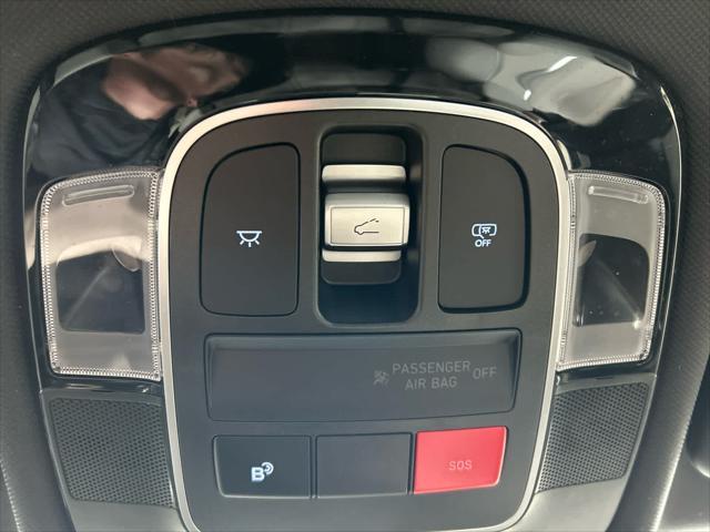 new 2025 Hyundai TUCSON Hybrid car, priced at $42,688