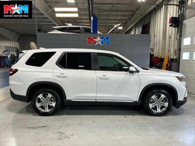 new 2025 Honda Pilot car, priced at $47,505