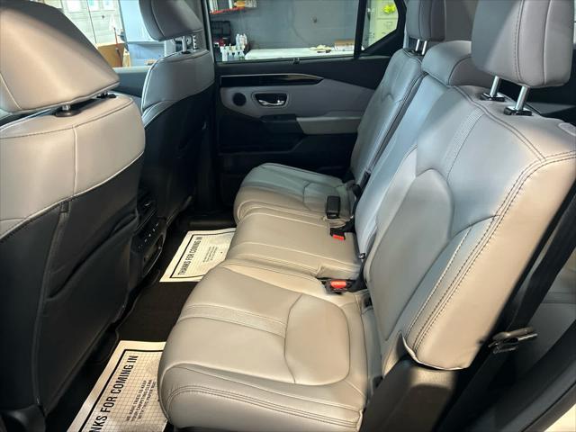 new 2025 Honda Pilot car, priced at $47,505