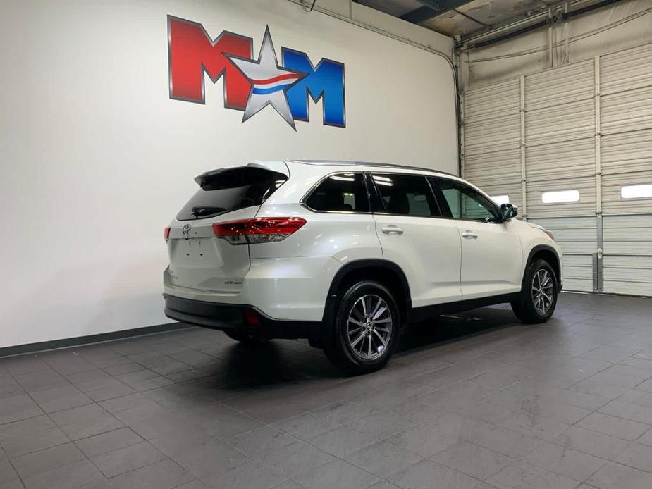 used 2019 Toyota Highlander car, priced at $28,988