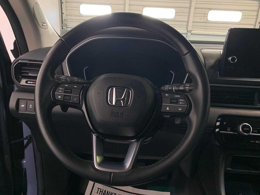 used 2024 Honda Pilot car, priced at $42,789