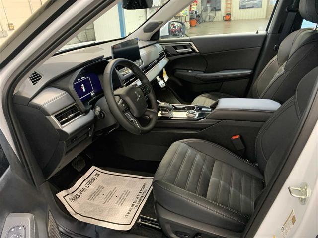 new 2025 Mitsubishi Outlander car, priced at $39,890