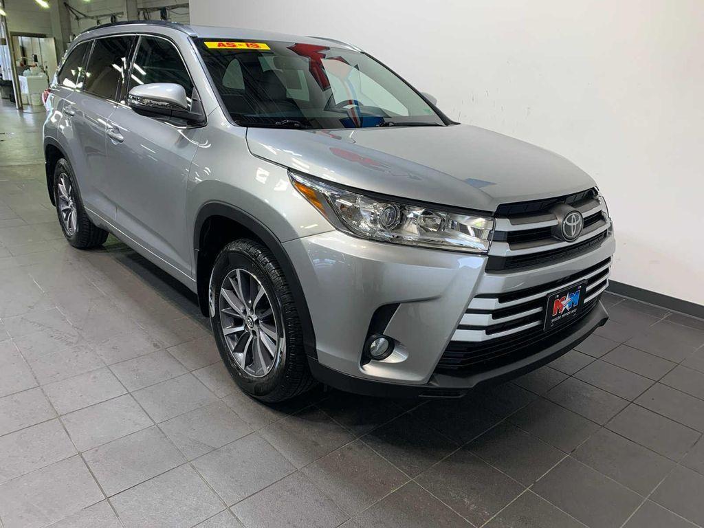 used 2017 Toyota Highlander car, priced at $22,389