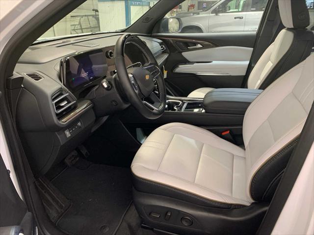 used 2025 Chevrolet Traverse car, priced at $59,989