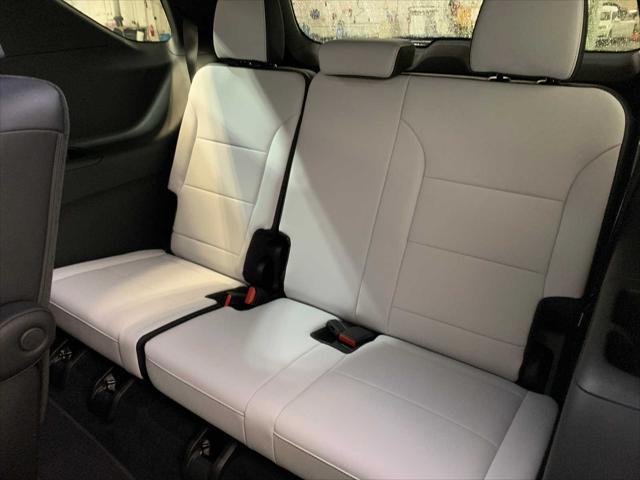 used 2025 Chevrolet Traverse car, priced at $59,989