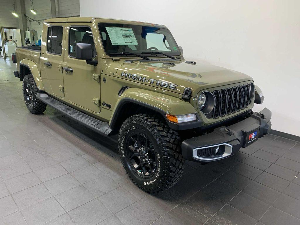 new 2025 Jeep Gladiator car, priced at $47,905
