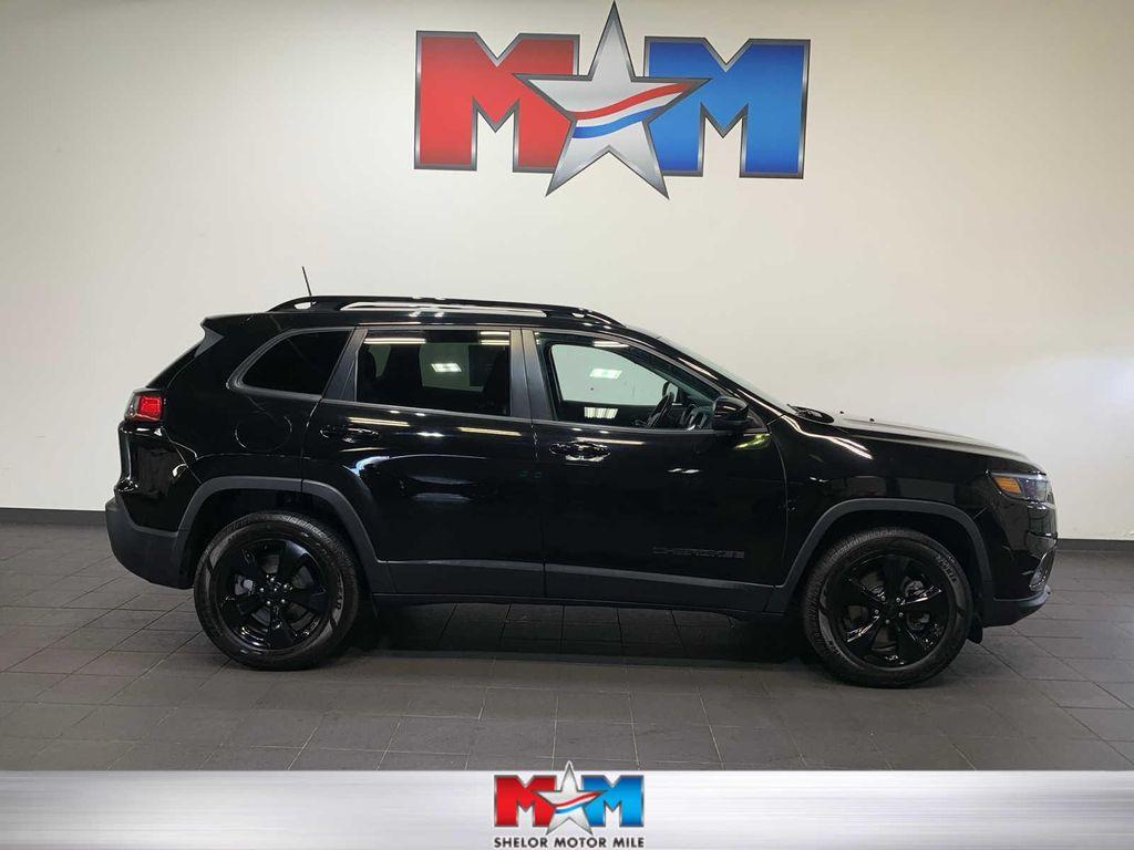 used 2020 Jeep Cherokee car, priced at $25,989