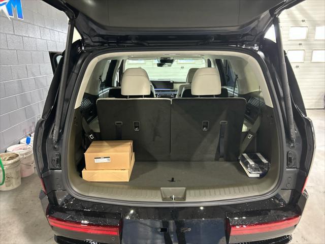 new 2025 Hyundai Santa Fe car, priced at $48,706