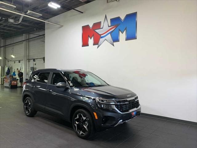 new 2025 Kia Seltos car, priced at $28,010
