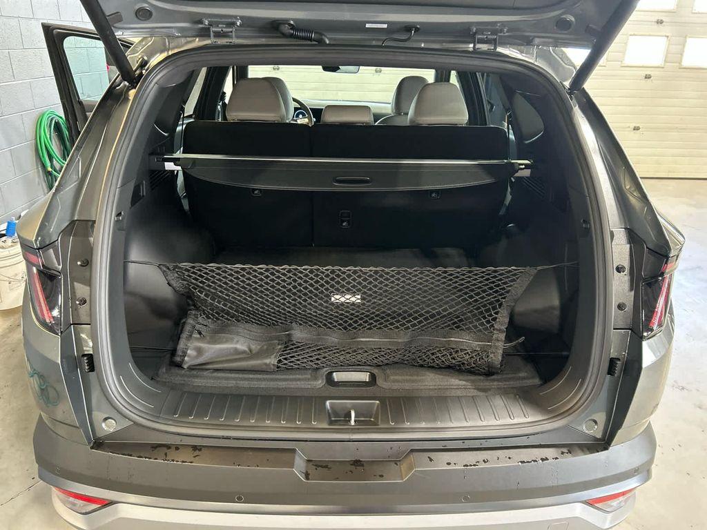 new 2025 Hyundai TUCSON Hybrid car, priced at $41,983