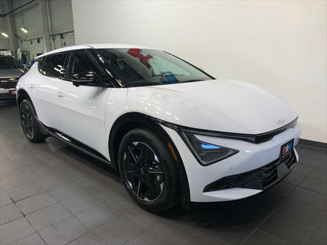 new 2025 Kia EV6 car, priced at $53,926