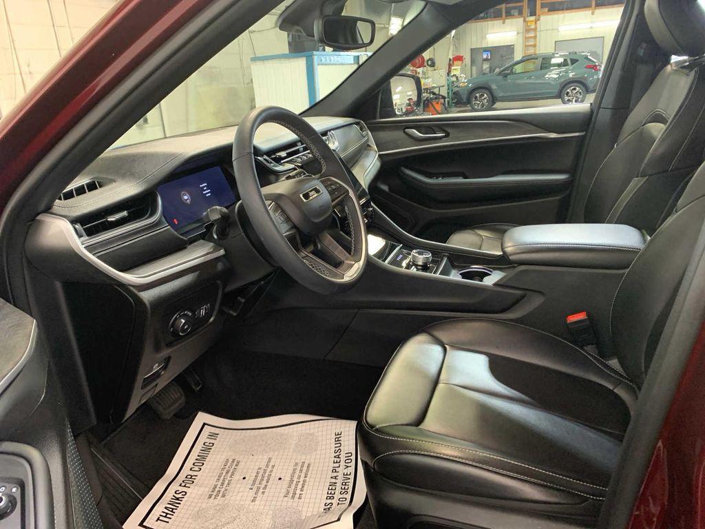 used 2024 Jeep Grand Cherokee car, priced at $39,495