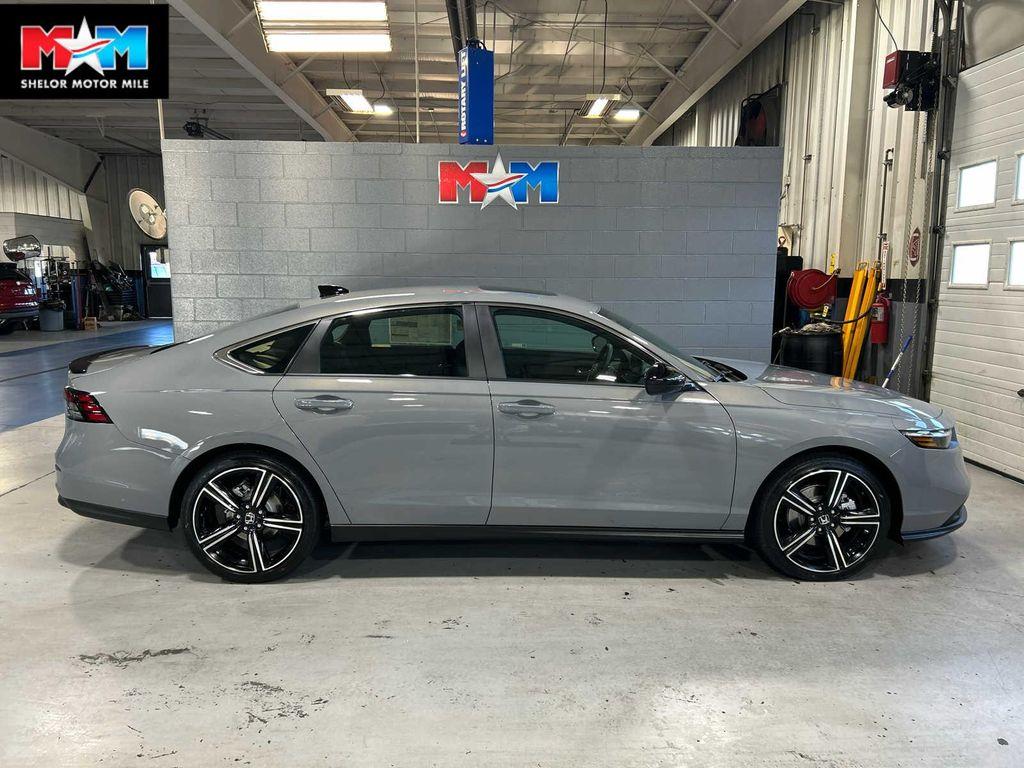 new 2025 Honda Accord Hybrid car, priced at $33,955