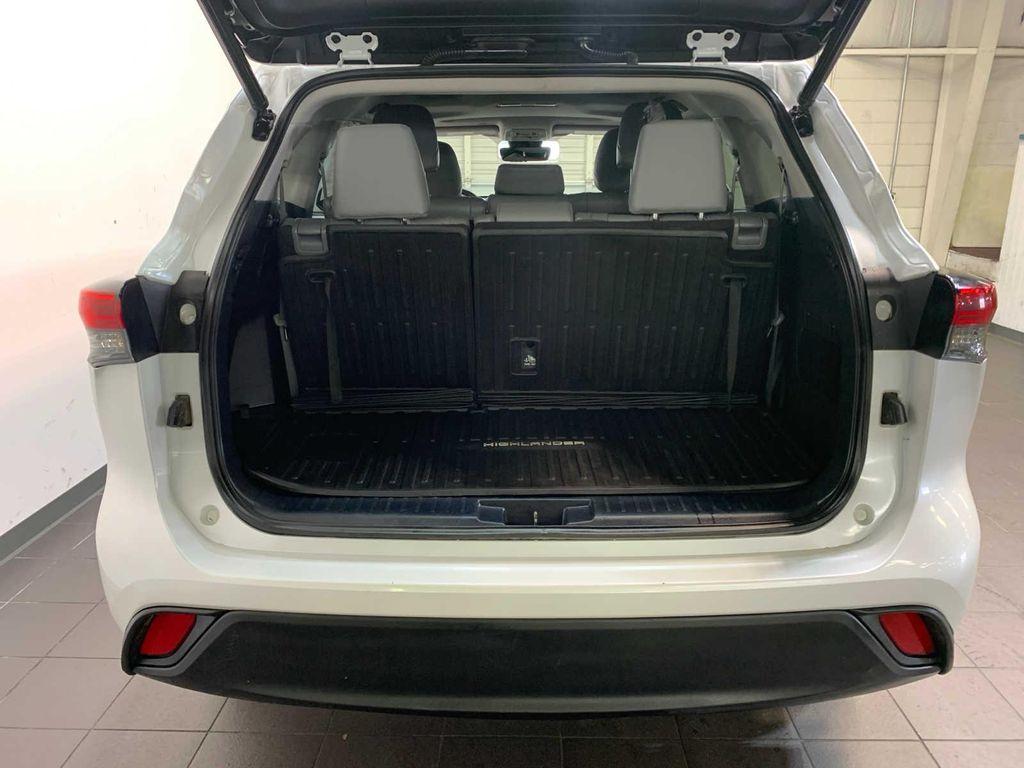 used 2023 Toyota Highlander car, priced at $36,989