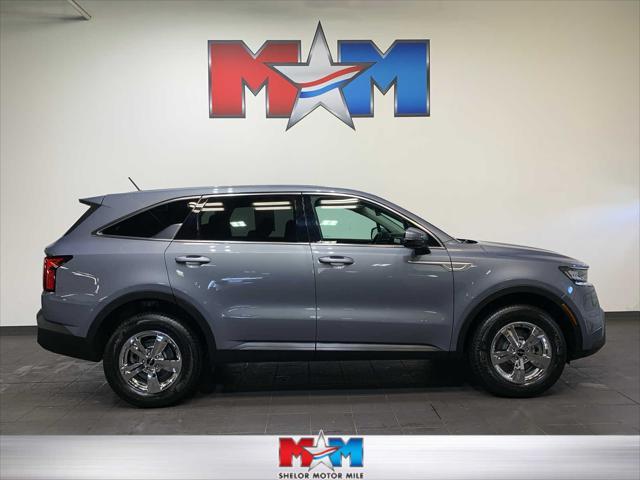 used 2022 Kia Sorento car, priced at $28,949