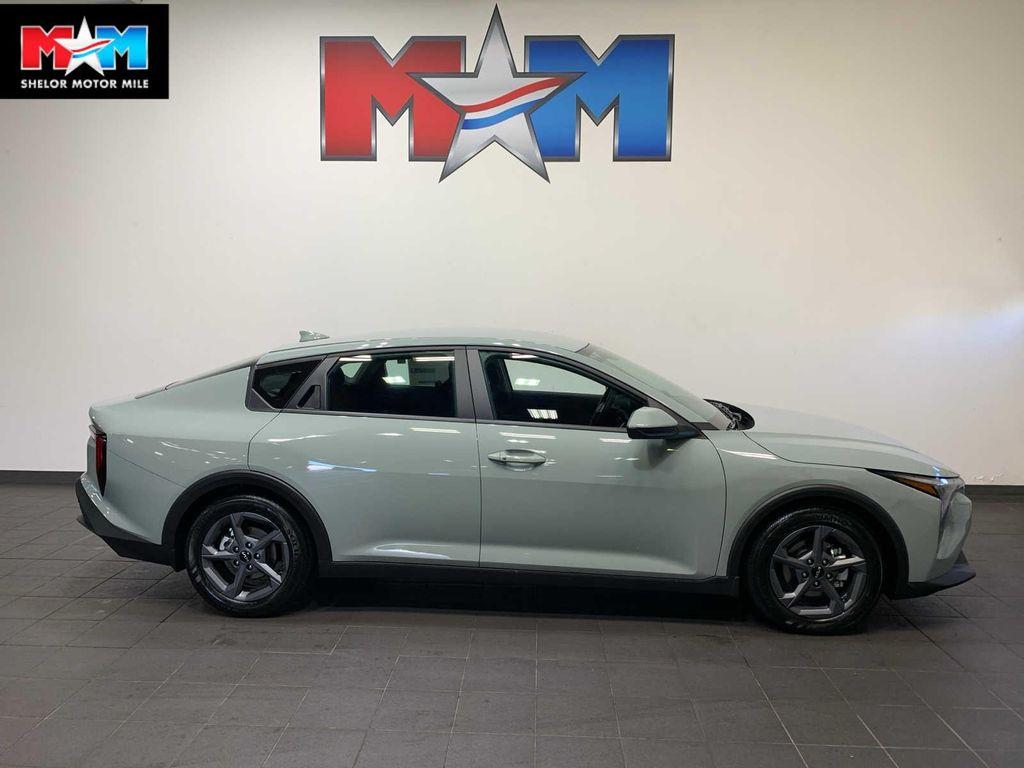 new 2025 Kia K4 car, priced at $23,909