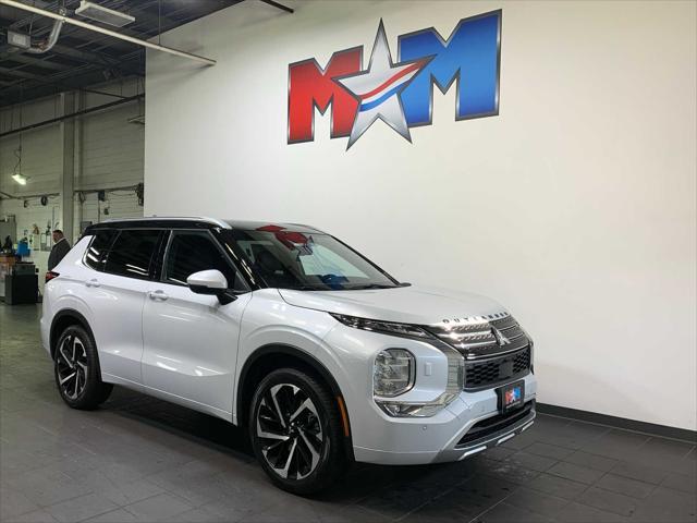 new 2024 Mitsubishi Outlander car, priced at $43,240