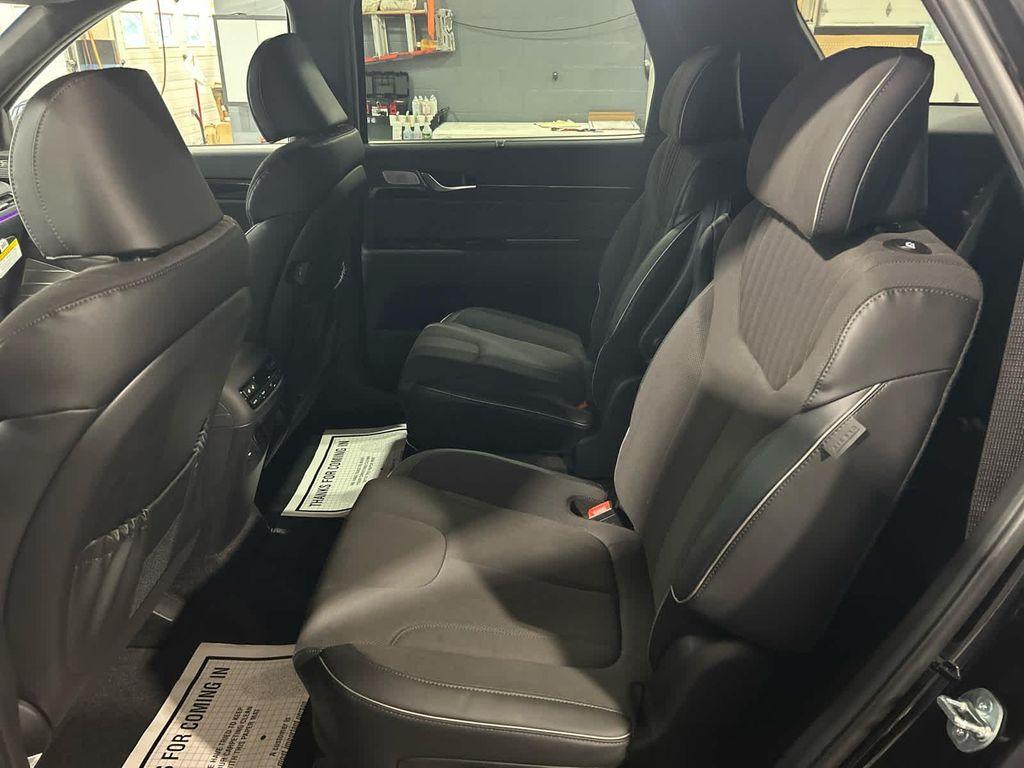 new 2025 Hyundai Palisade car, priced at $53,400