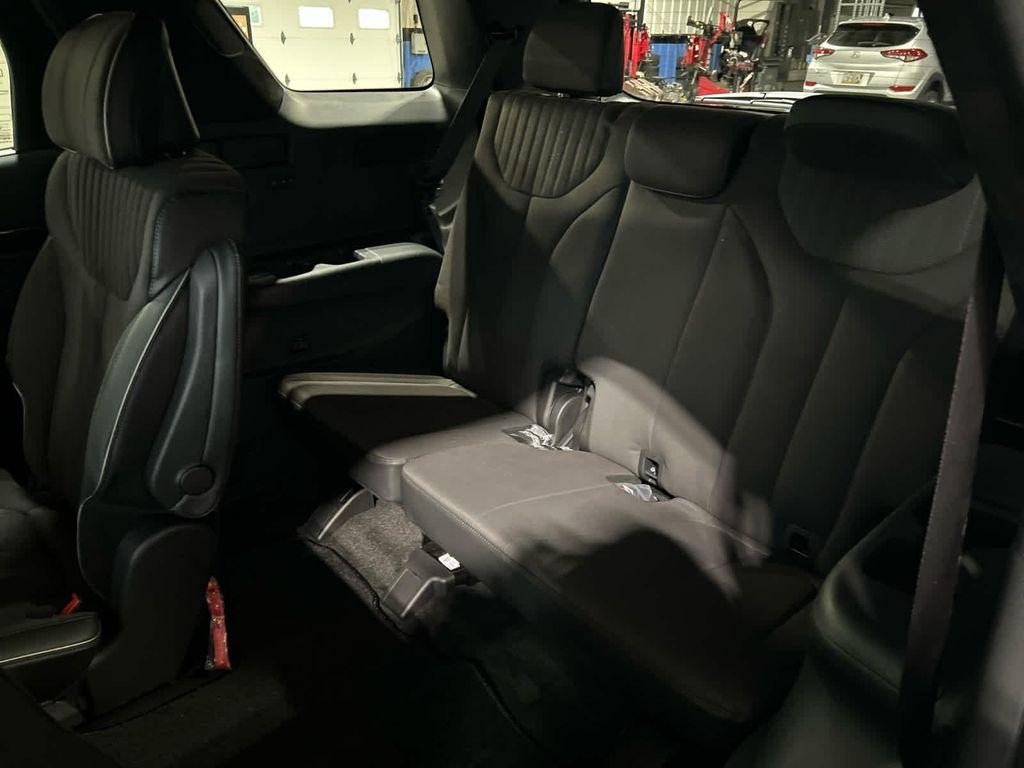 new 2025 Hyundai Palisade car, priced at $53,400