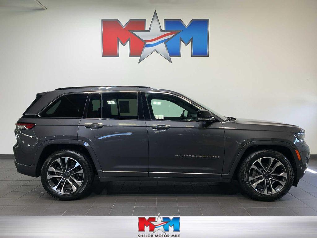 used 2022 Jeep Grand Cherokee car, priced at $40,989