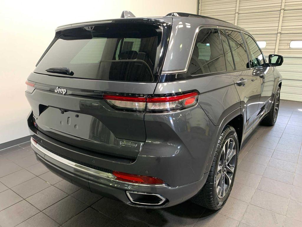 used 2022 Jeep Grand Cherokee car, priced at $40,989