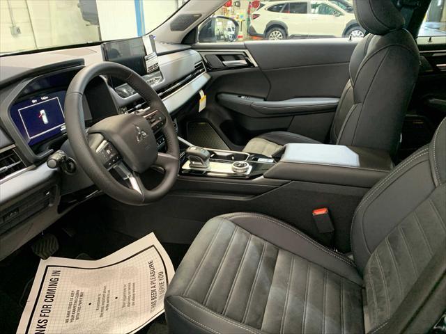 new 2025 Mitsubishi Outlander car, priced at $40,120