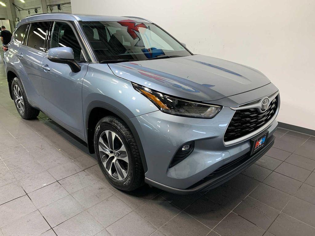 used 2021 Toyota Highlander car, priced at $33,795
