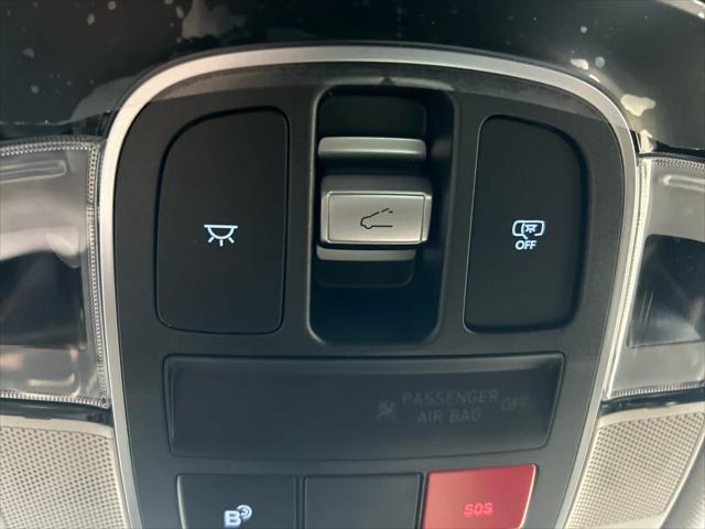new 2025 Hyundai TUCSON Hybrid car, priced at $43,335