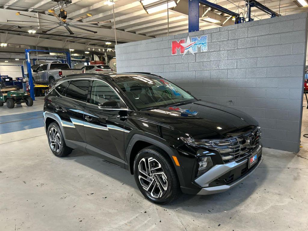 new 2025 Hyundai TUCSON Hybrid car, priced at $40,200