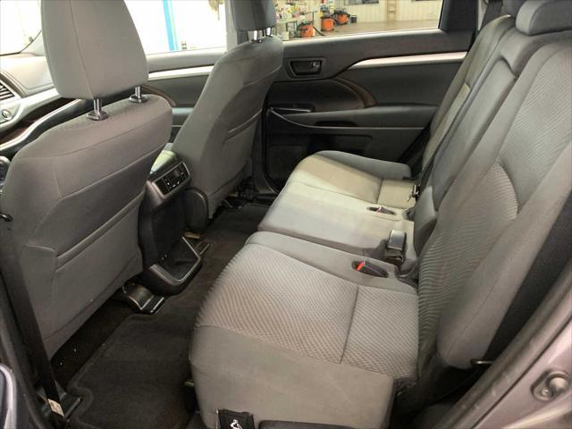 used 2019 Toyota Highlander car, priced at $28,489