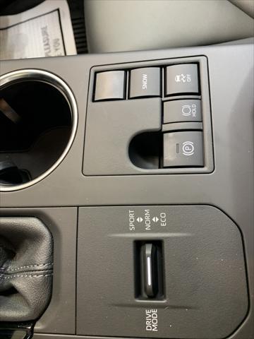 used 2024 Toyota Highlander car