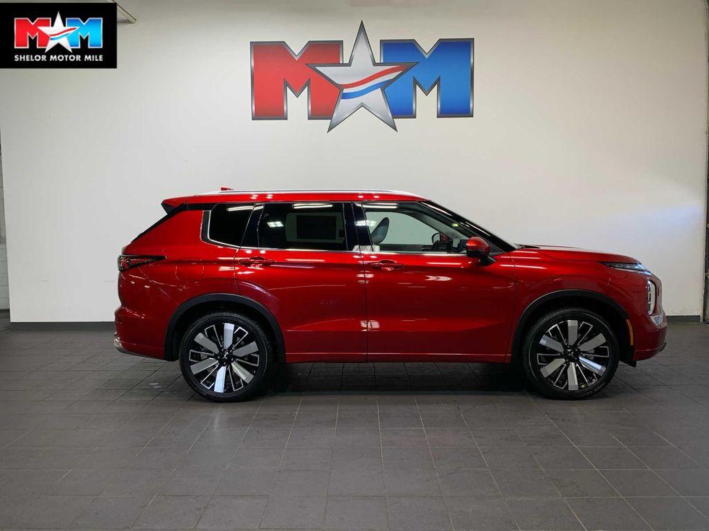 new 2025 Mitsubishi Outlander car, priced at $39,245