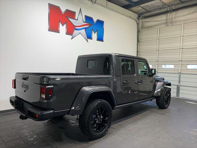 new 2025 Jeep Gladiator car, priced at $44,212