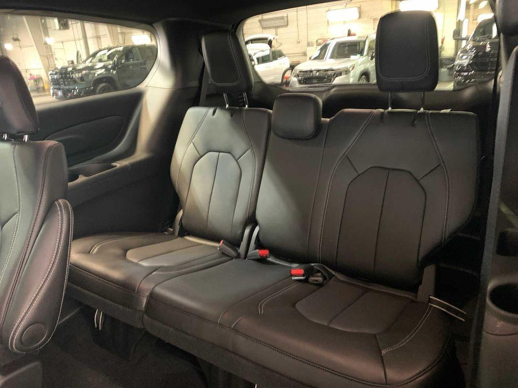 new 2026 Chrysler Pacifica car, priced at $43,060