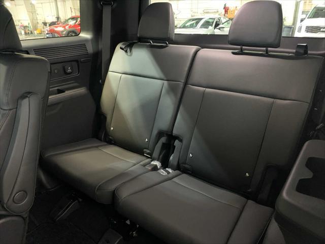new 2025 Hyundai SANTA FE HEV car, priced at $52,499