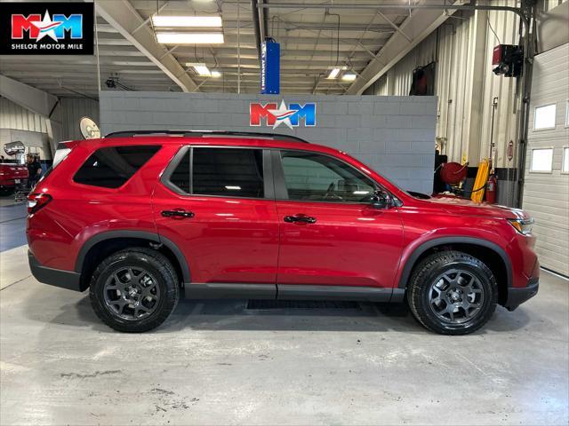 new 2025 Honda Pilot car, priced at $51,305