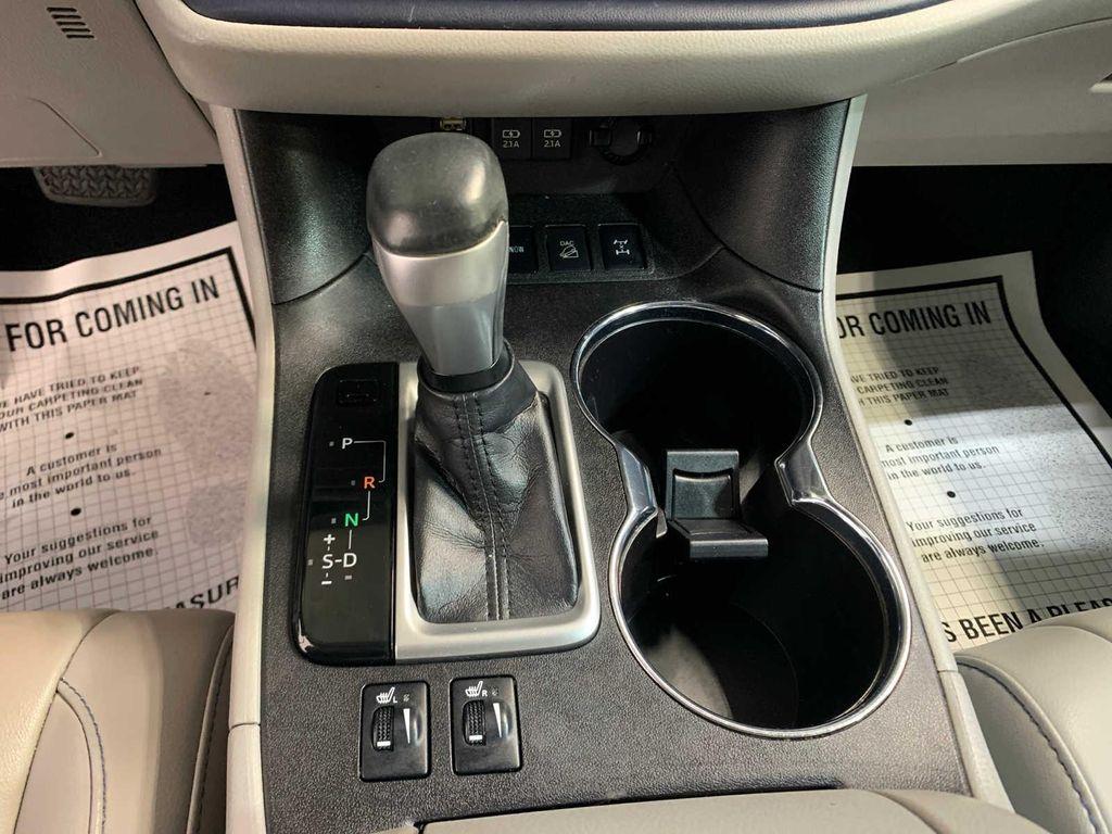 used 2019 Toyota Highlander car, priced at $34,989