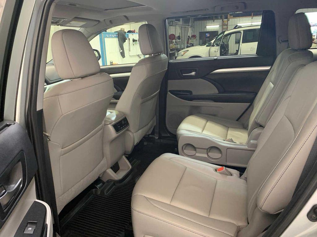 used 2019 Toyota Highlander car, priced at $34,989
