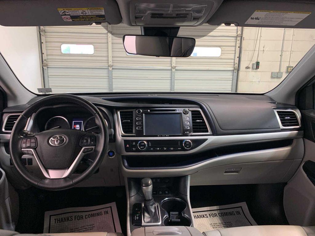 used 2019 Toyota Highlander car, priced at $34,989