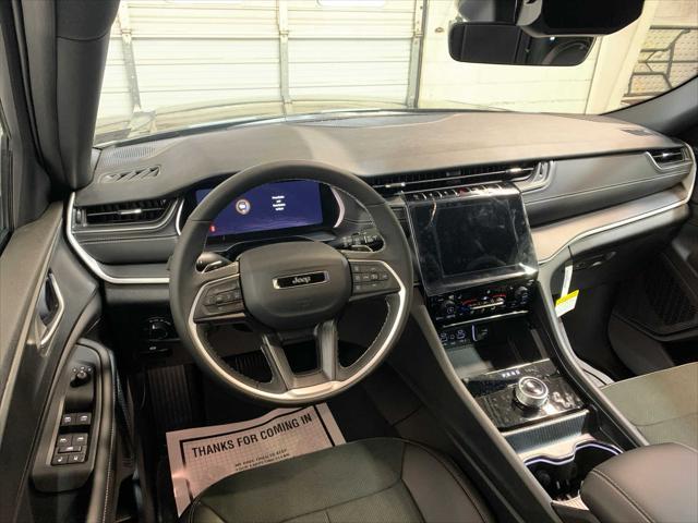 new 2025 Jeep Grand Cherokee car, priced at $46,225