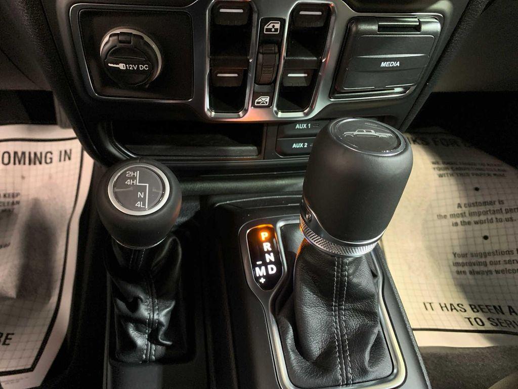 new 2025 Jeep Gladiator car, priced at $47,905