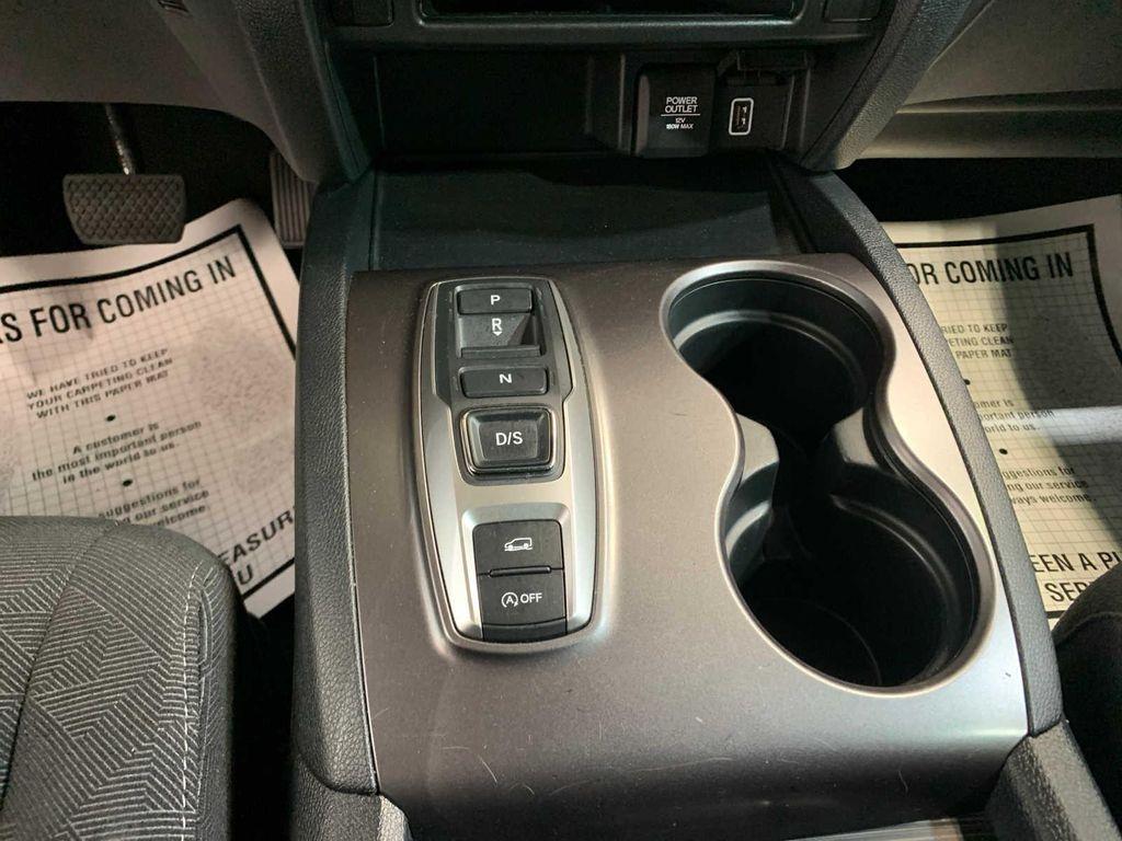 used 2022 Honda Pilot car, priced at $34,579