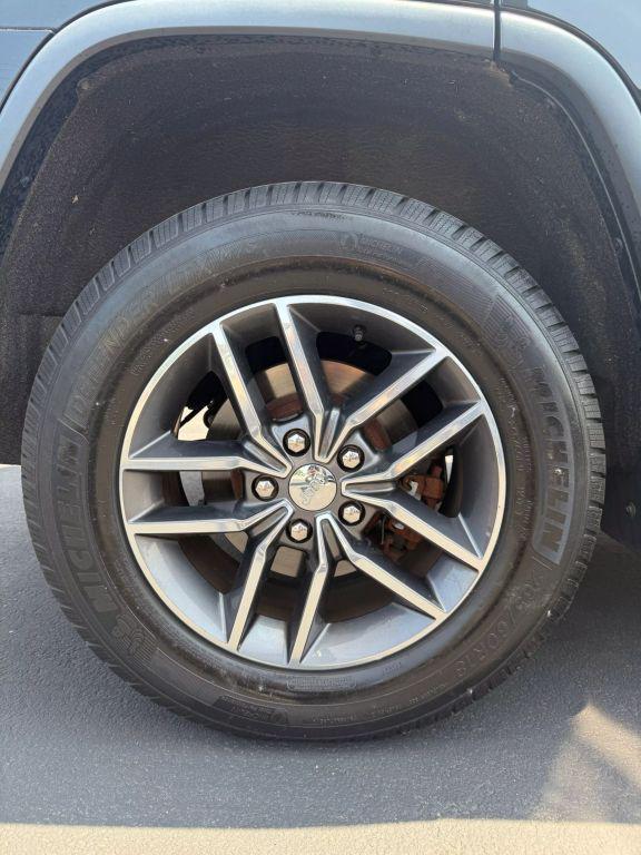 used 2018 Jeep Grand Cherokee car, priced at $19,200