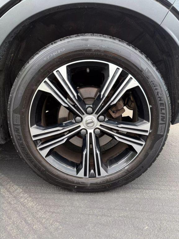 used 2019 Volvo XC40 car, priced at $22,900