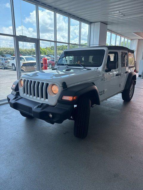 used 2020 Jeep Wrangler Unlimited car, priced at $28,590