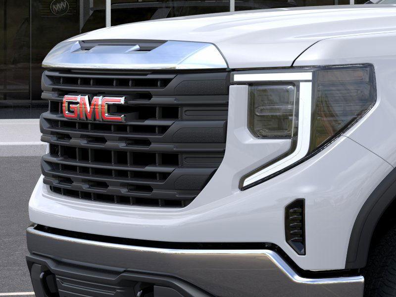 new 2025 GMC Sierra 1500 car, priced at $38,622